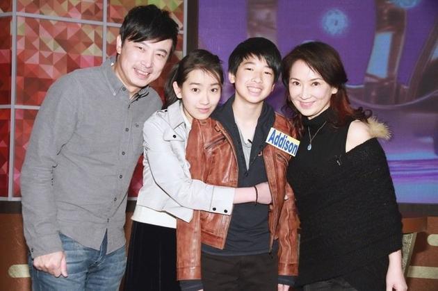 林炜与龚慈恩是圈中模范夫妻,育有1子1女。